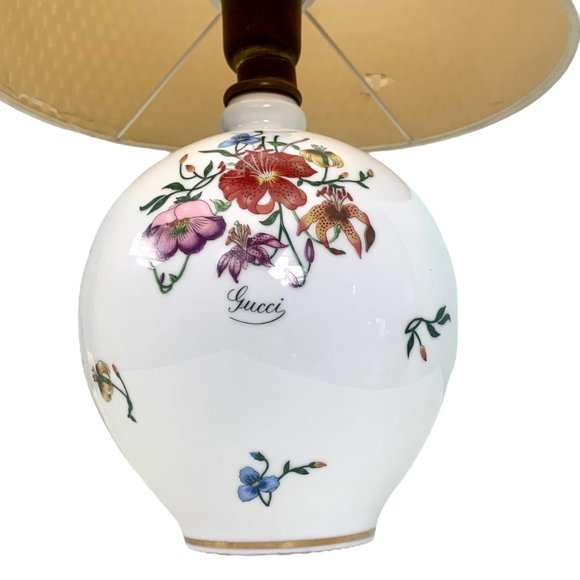 GUCCI Vintage 80s Flora Porcelain Lamp - Picture 3 of 11